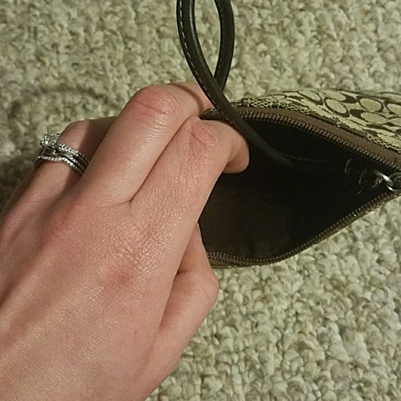 Coach wristlet - Picture 2 of 2